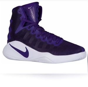 NWOT: Nike Zoom Women's Hyperdunk Sneaker